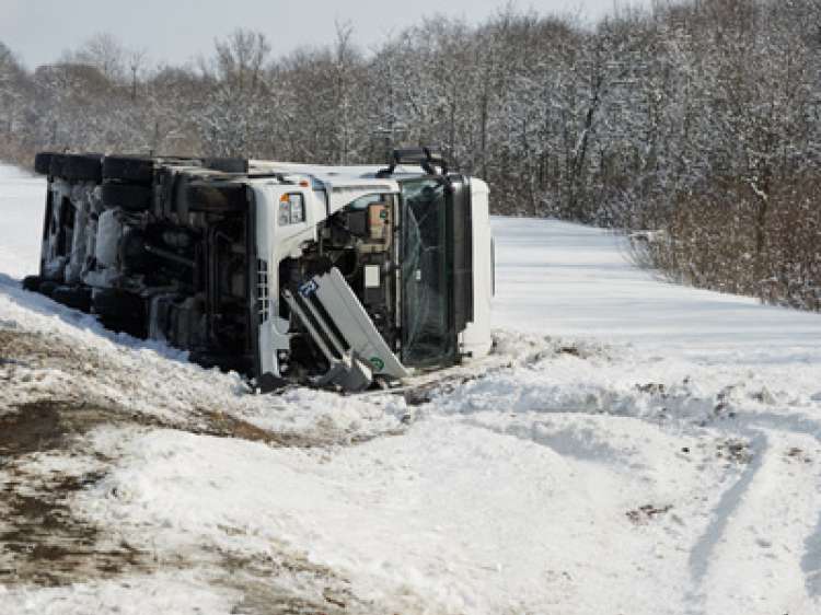 Commercial Truck Rollover Crash Lawyer