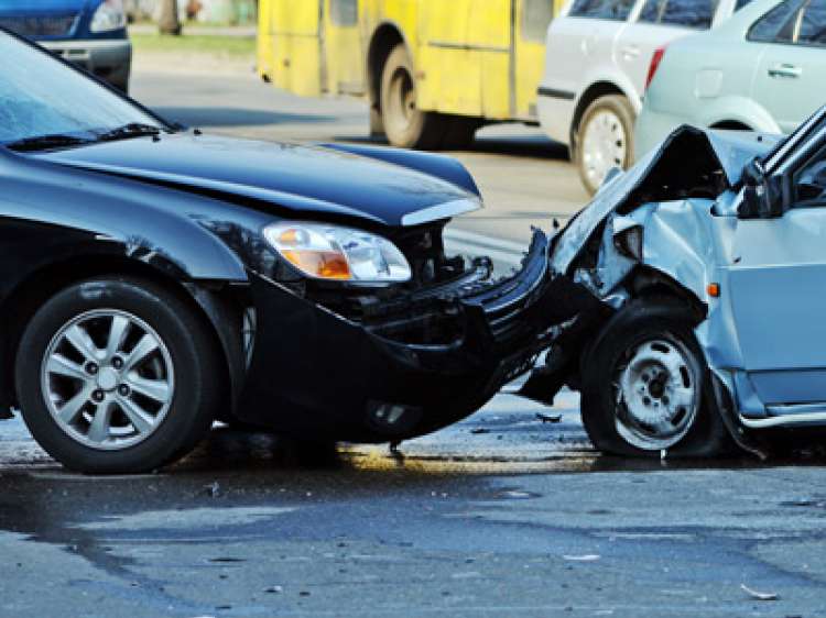 Head-on Car Crash Injury Lawyers